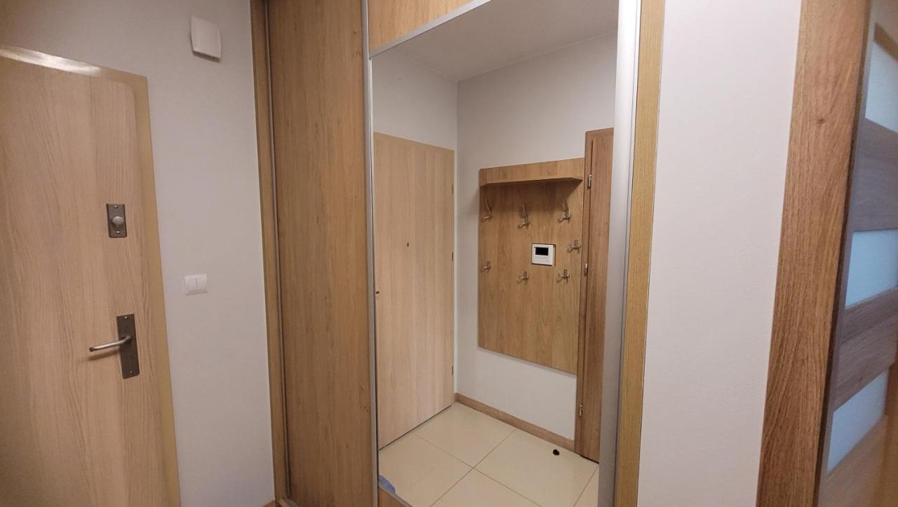 Queen Apartament Centrum Z Garazem Миньск-Мазовецки Экстерьер фото